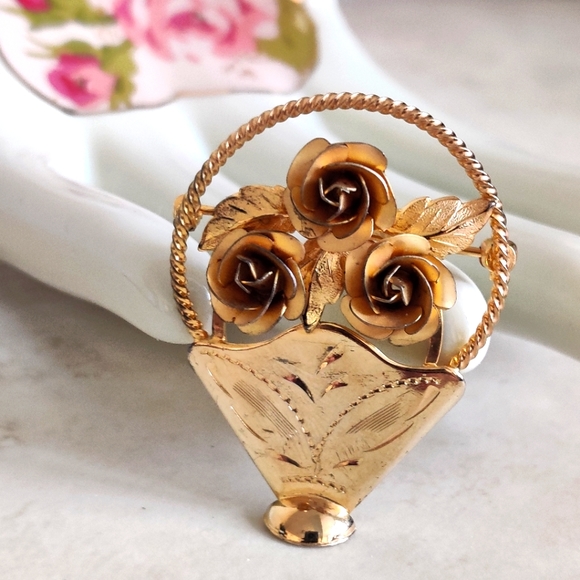 Bond Boyd Jewelry - Vintage Bond Boyd Gold over Sterling Silver Flower Vase Pin